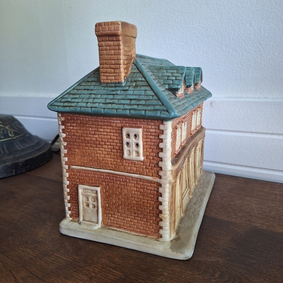 Brookstone historic building for Christmas Village - Picture 4 of 11